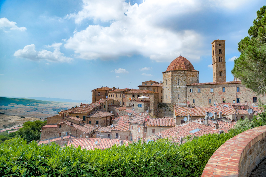 VOLTERRA